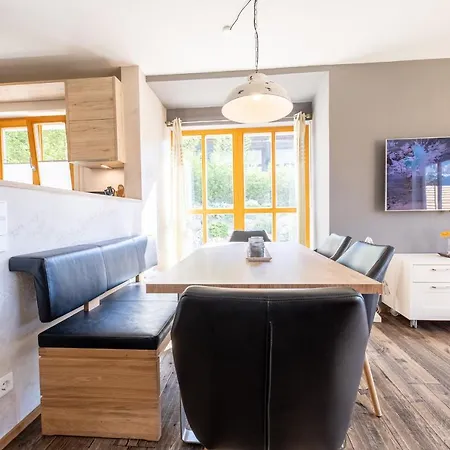 „adlerhorst“ Eignet Sich Ideal Fuer Ganze Familie Сasa de vacaciones