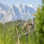 „adlerhorst“ Eignet Sich Ideal Fuer Ganze Familie Garmisch-Partenkirchen