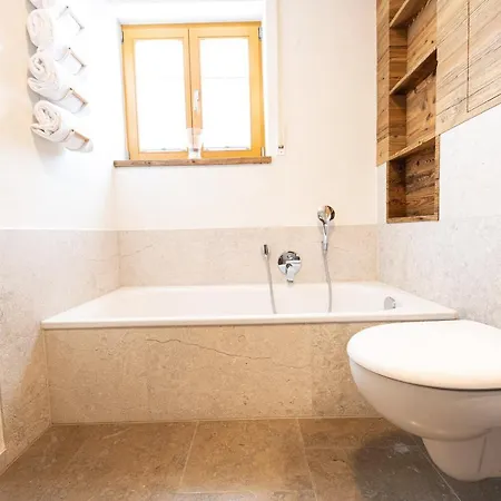 „adlerhorst“ Eignet Sich Ideal Fuer Ganze Familie Σπίτι διακοπών